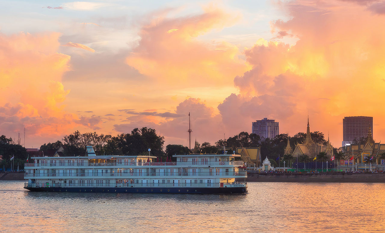 4 Days Lotus Cruise  Mekong Navigator Downstream